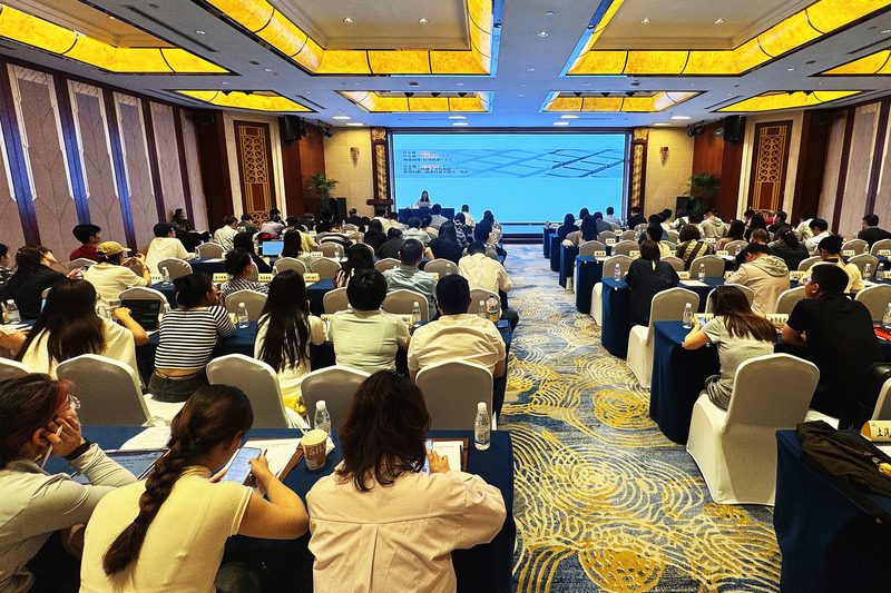 深圳市华翼企业管理咨询有限公司生产车间与荣誉资质